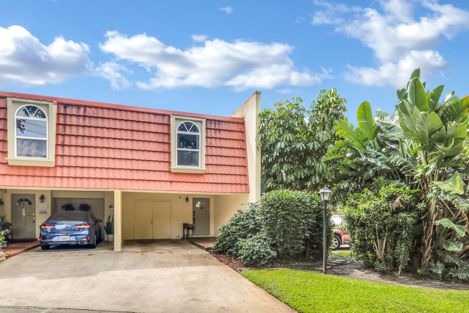 398 Golfview Road, Unit L North Palm Beach, FL 33408 - Photo 16 of 21 398 Golfview Entrance