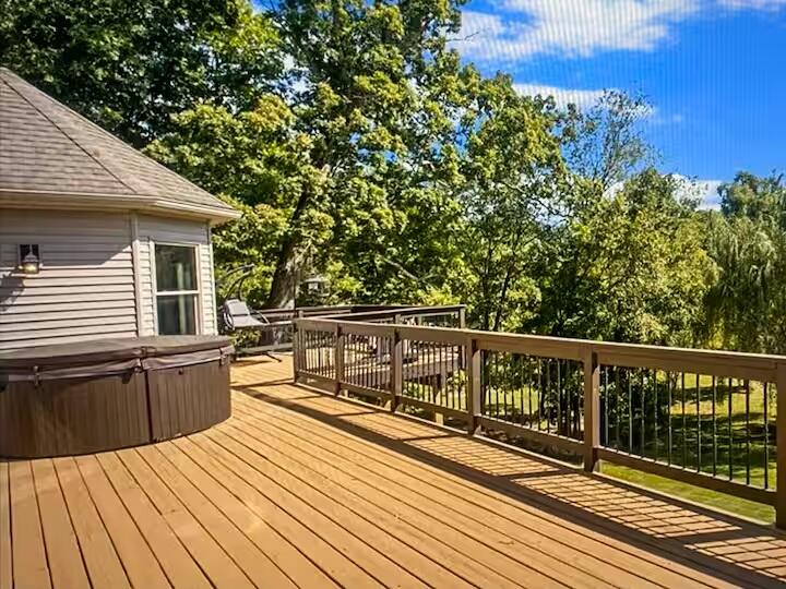 3470 East Highland Road Howell, MI 48843 - Photo 5 of 29 Summerdeck1
