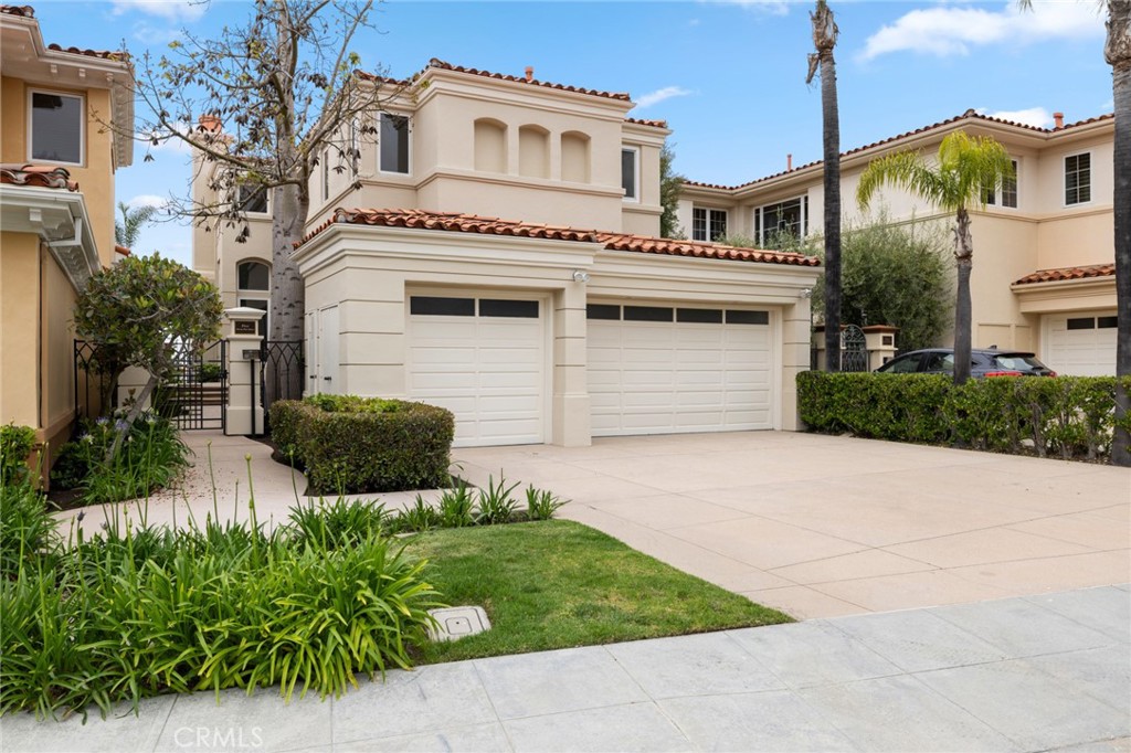 5 Torrey Pine Drive Newport Coast, CA 92657 - Photo 26 of 26 a front view of a house with garden