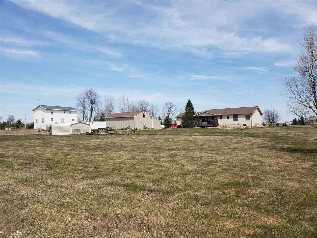 2469 Riley Center Road Memphis, MI 48041 - Photo 7 of 42