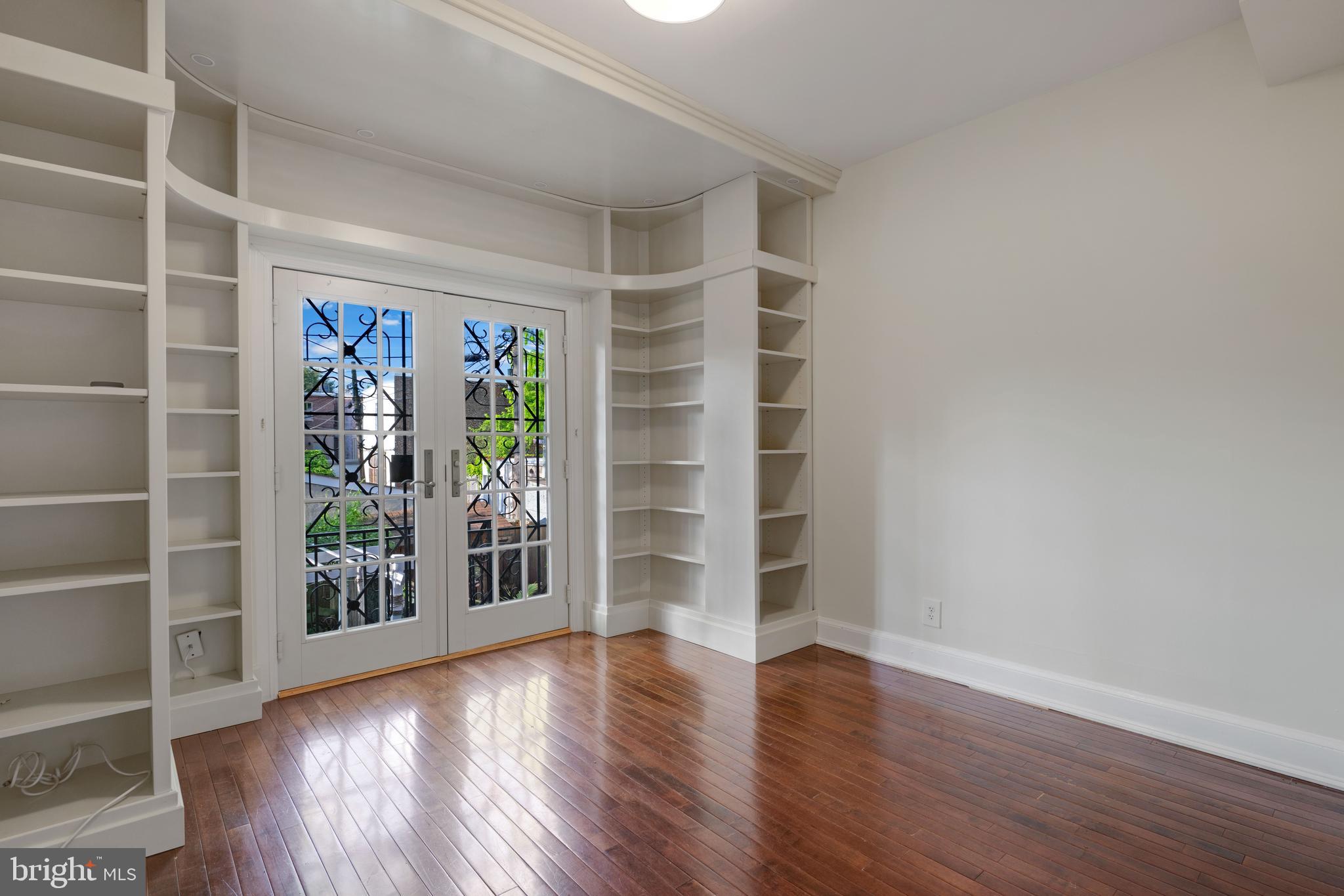 711 A Street Northeast Washington, DC 20002 - Photo 5 of 18