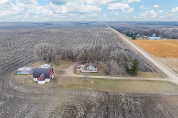 $339,900 | 73681 290th Street, St. James, MN 56081