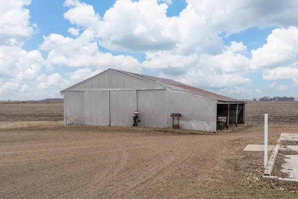 $339,900 | 73681 290th Street, St. James, MN 56081