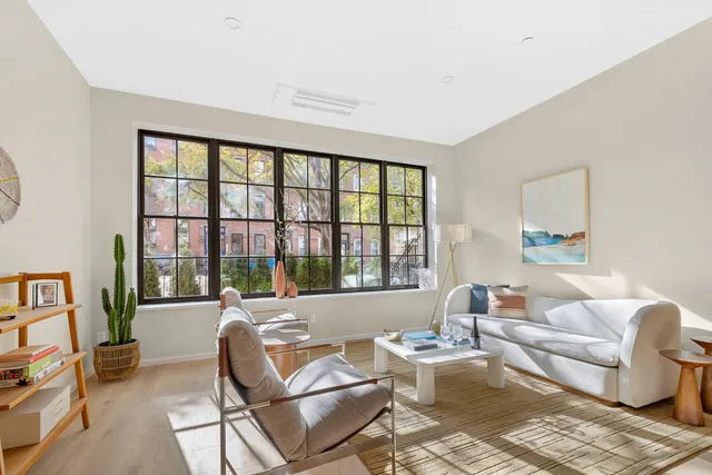 $2,575,000 | 379 12th Street, Unit 1B | Park Slope