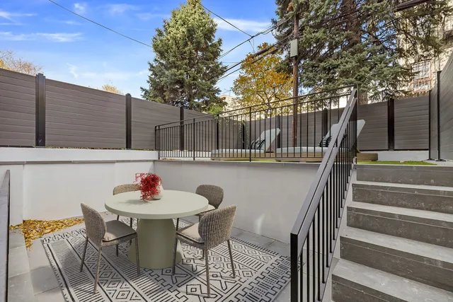 $2,575,000 | 379 12th Street, Unit 1B | Park Slope