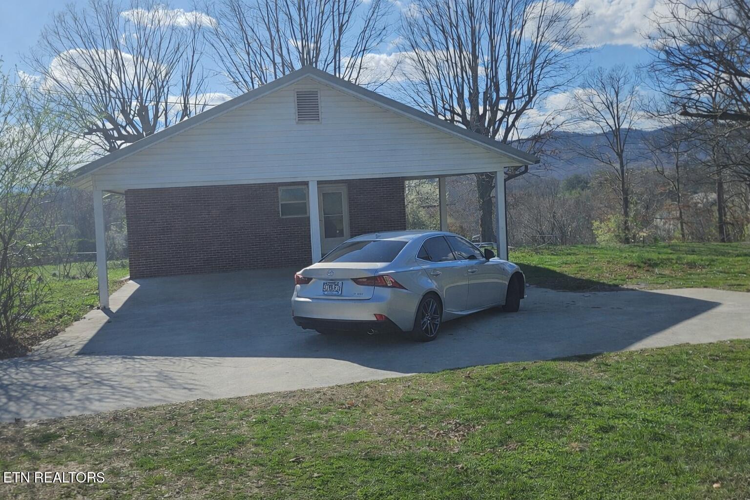 181 Camp Ridge Road La Follette, TN 37766 - Photo 10 of 13 file_00000000f60871f8b7a4a60d2372b22d