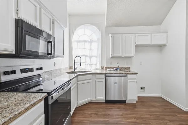 $2,395 | 2226 McIntosh Drive, Garland, TX 75040