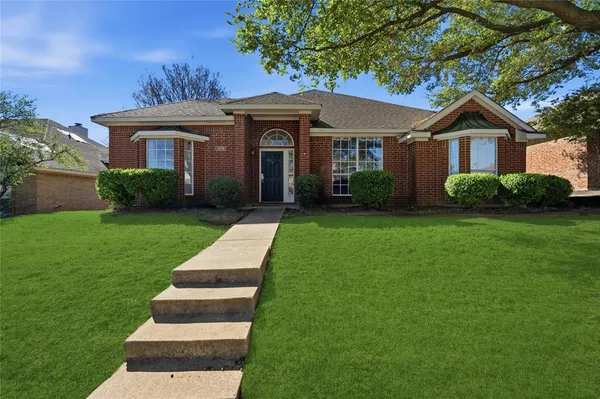 $2,395 | 2226 McIntosh Drive, Garland, TX 75040