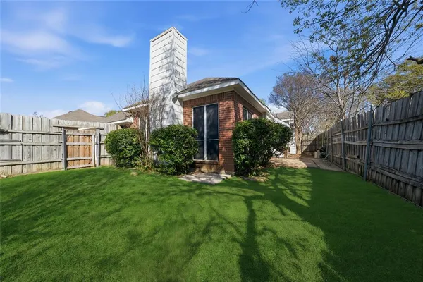 $2,395 | 2226 McIntosh Drive, Garland, TX 75040