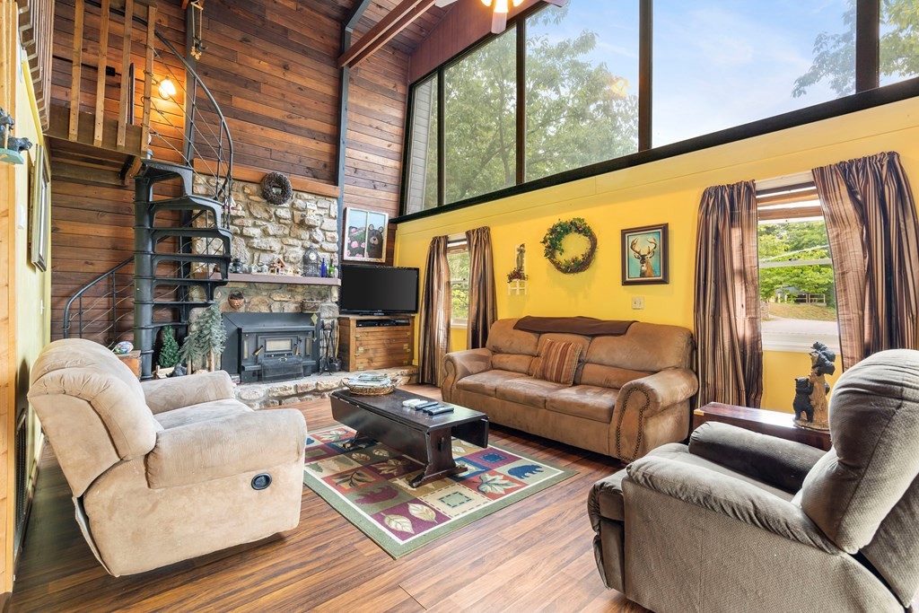 889 Lloyd Huskey Road Pigeon Forge, TN 37863 - Photo 7 of 41 Gallery Image 7