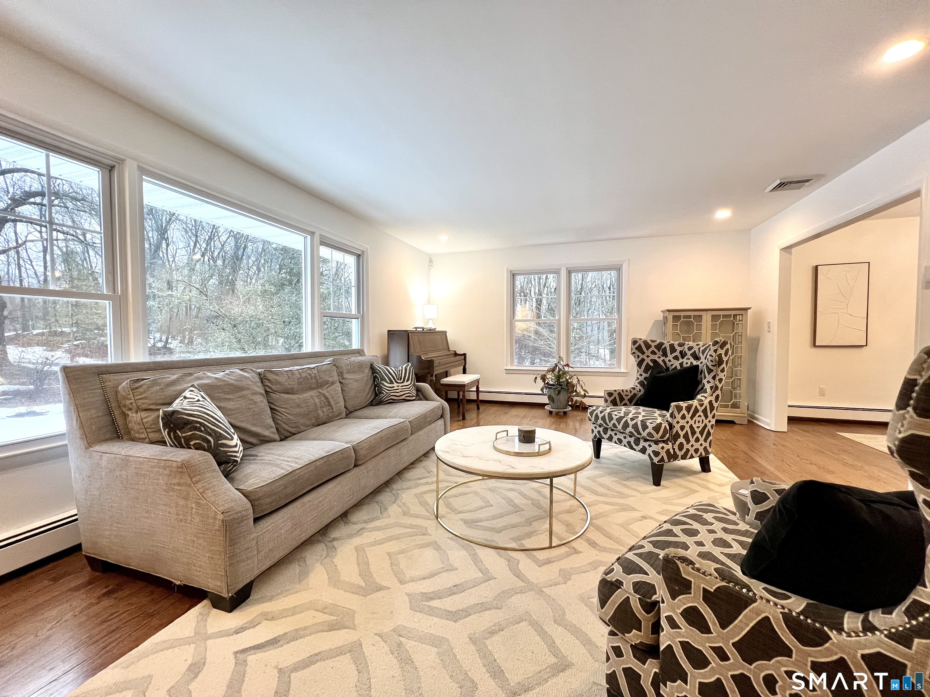 221 Catalpa Road Wilton, CT 06897 - Photo 6 of 39