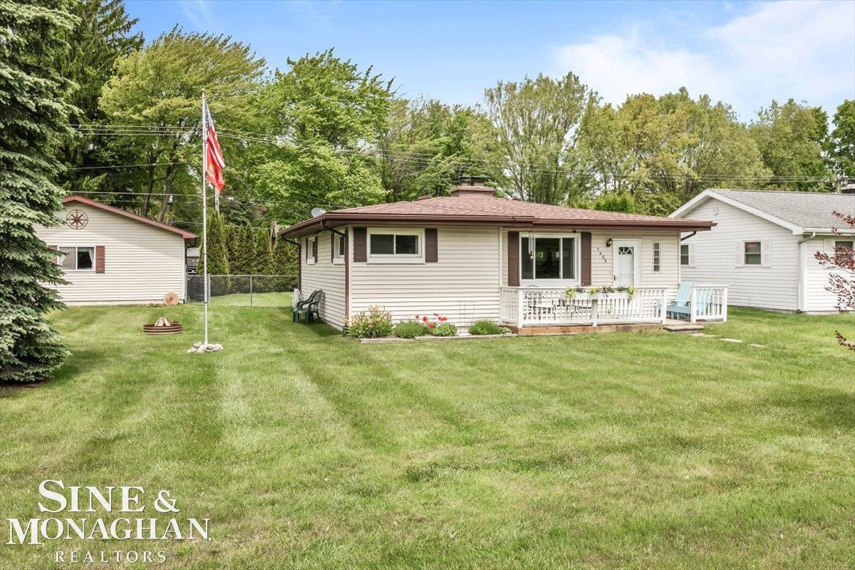 7405 Birchtree Road Lexington, MI 48450 - Photo 1 of 29