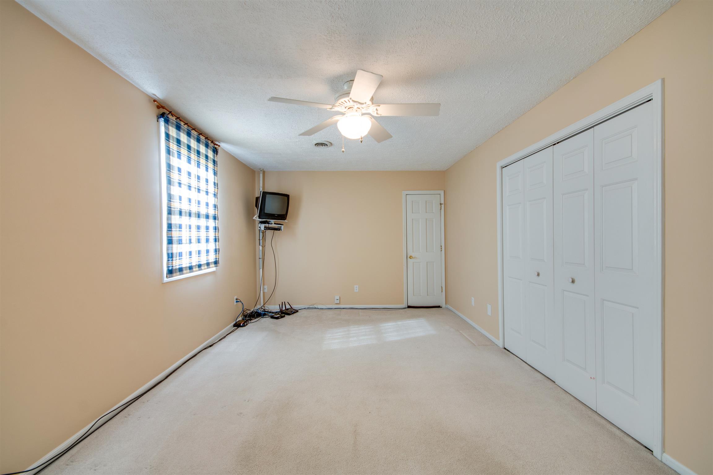 507 Mortons Lake Road Manchester, TN 37355 - Photo 15 of 22 Bedroom 4