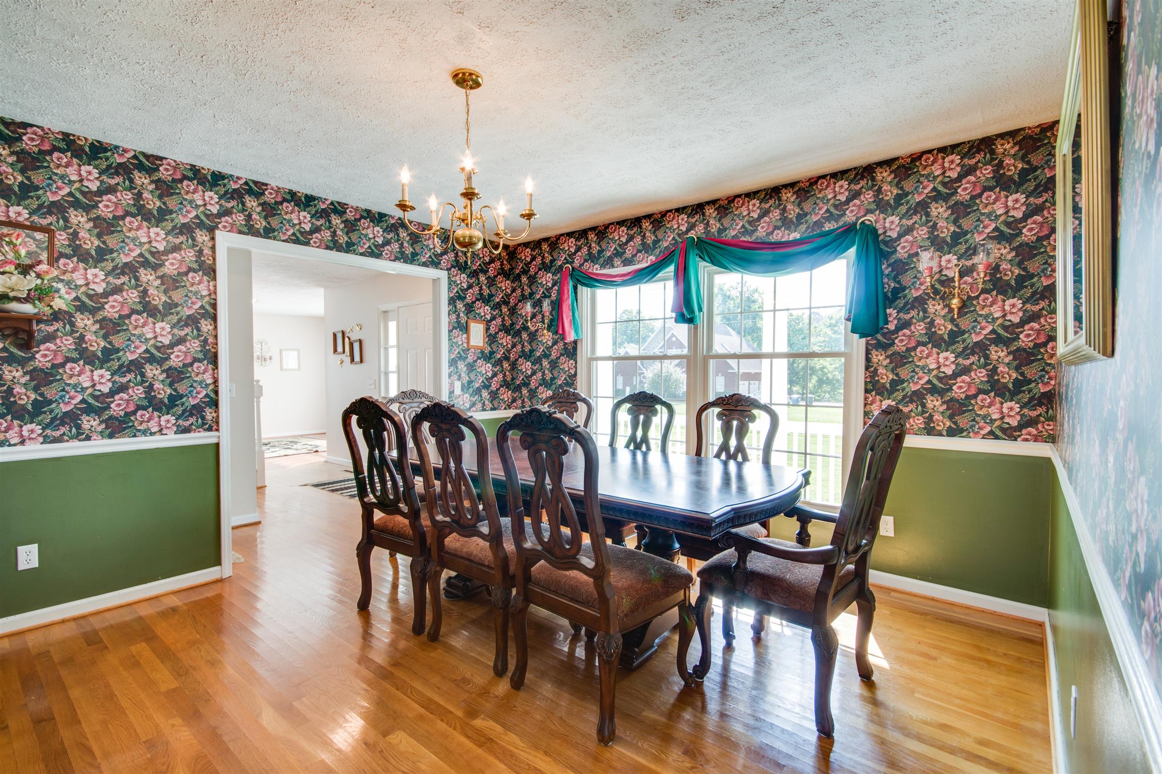 507 Mortons Lake Road Manchester, TN 37355 - Photo 5 of 22 Formal dining room