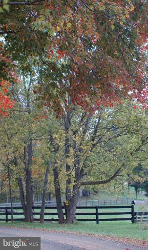 5261 Trapp Branch Road Broad Run, VA 20137 - Photo 5 of 14 View