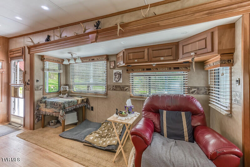 155 Tower Road Roan Mountain, TN 37687 - Photo 19 of 35 IMG_2666