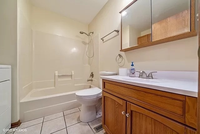 35 Evergreen Road Streamwood, IL 60107 - Photo 12 of 15