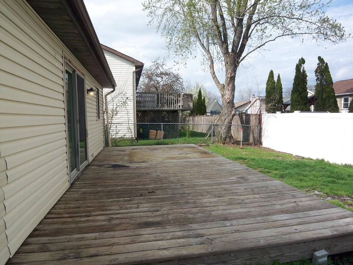 35 Evergreen Road Streamwood, IL 60107 - Photo 14 of 15