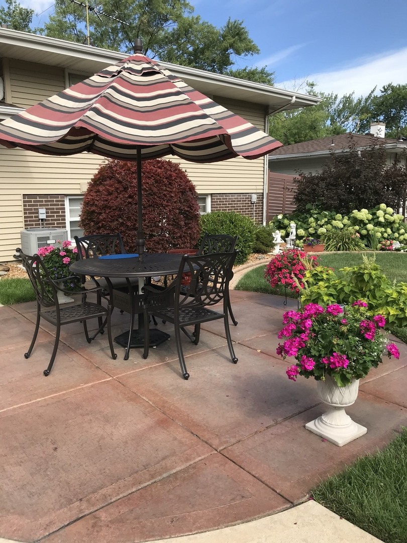 18909 Ridgewood Avenue Lansing, IL 60438 - Photo 29 of 37 Gallery Image 29
