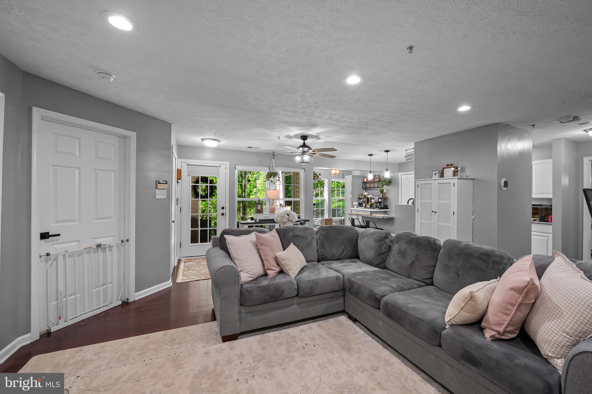 4713 Shellbark Road, Unit 4713 Owings Mills, MD 21117 - Photo 5 of 27 Large living room
