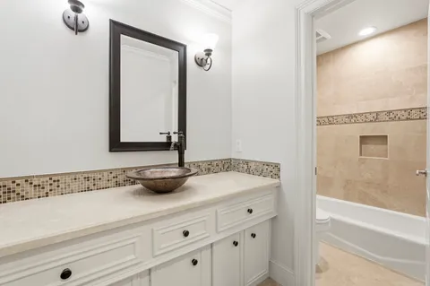 $899,000 | 2914 Manila Lane, Houston, TX 77043