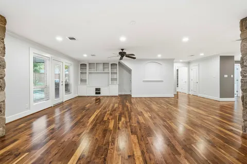 $899,000 | 2914 Manila Lane, Houston, TX 77043