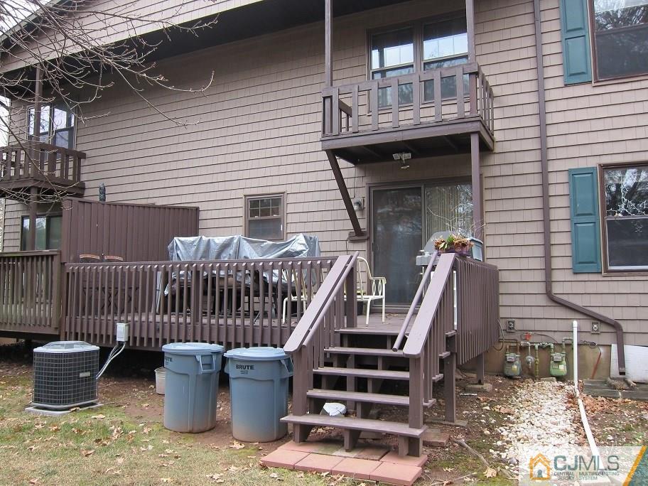 7 Pheasant Run Edison, NJ 08820 - Photo 14 of 15 Gallery Image 14