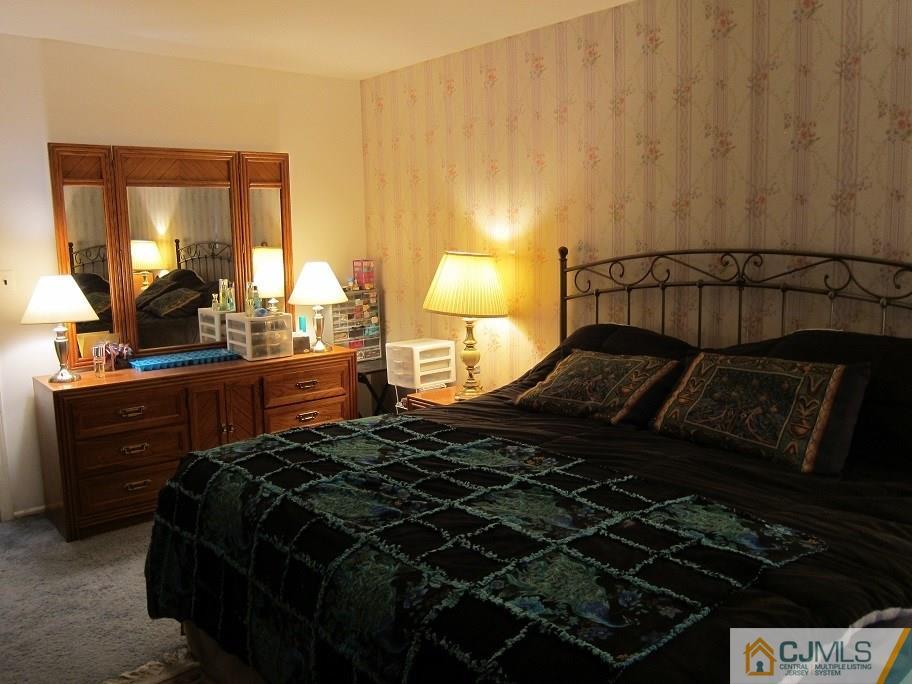 7 Pheasant Run Edison, NJ 08820 - Photo 8 of 15 Gallery Image 8