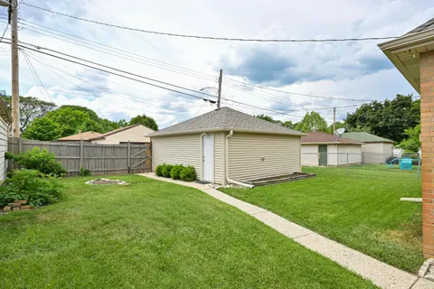 $219,000 | 3767 North 77th Street, Milwaukee, WI 53222