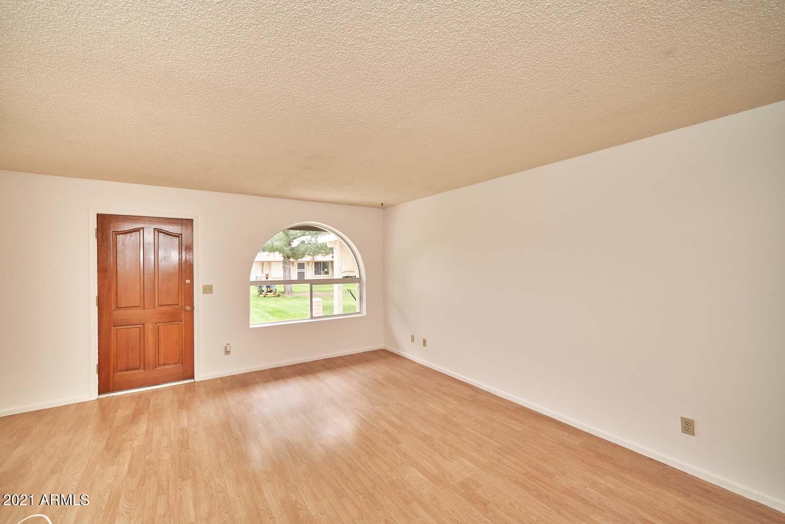2139 North Recker Road Mesa, AZ 85215 - Photo 8 of 36 Great Room3