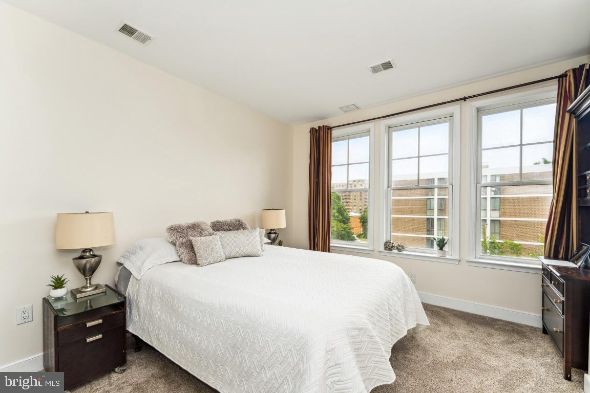 1418 North Rhodes Street, Unit B428 Arlington, VA 22209 - Photo 17 of 23 Second Bedroom.