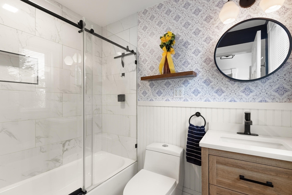 39 Cedar Street Wakefield, MA 01880 - Photo 11 of 22