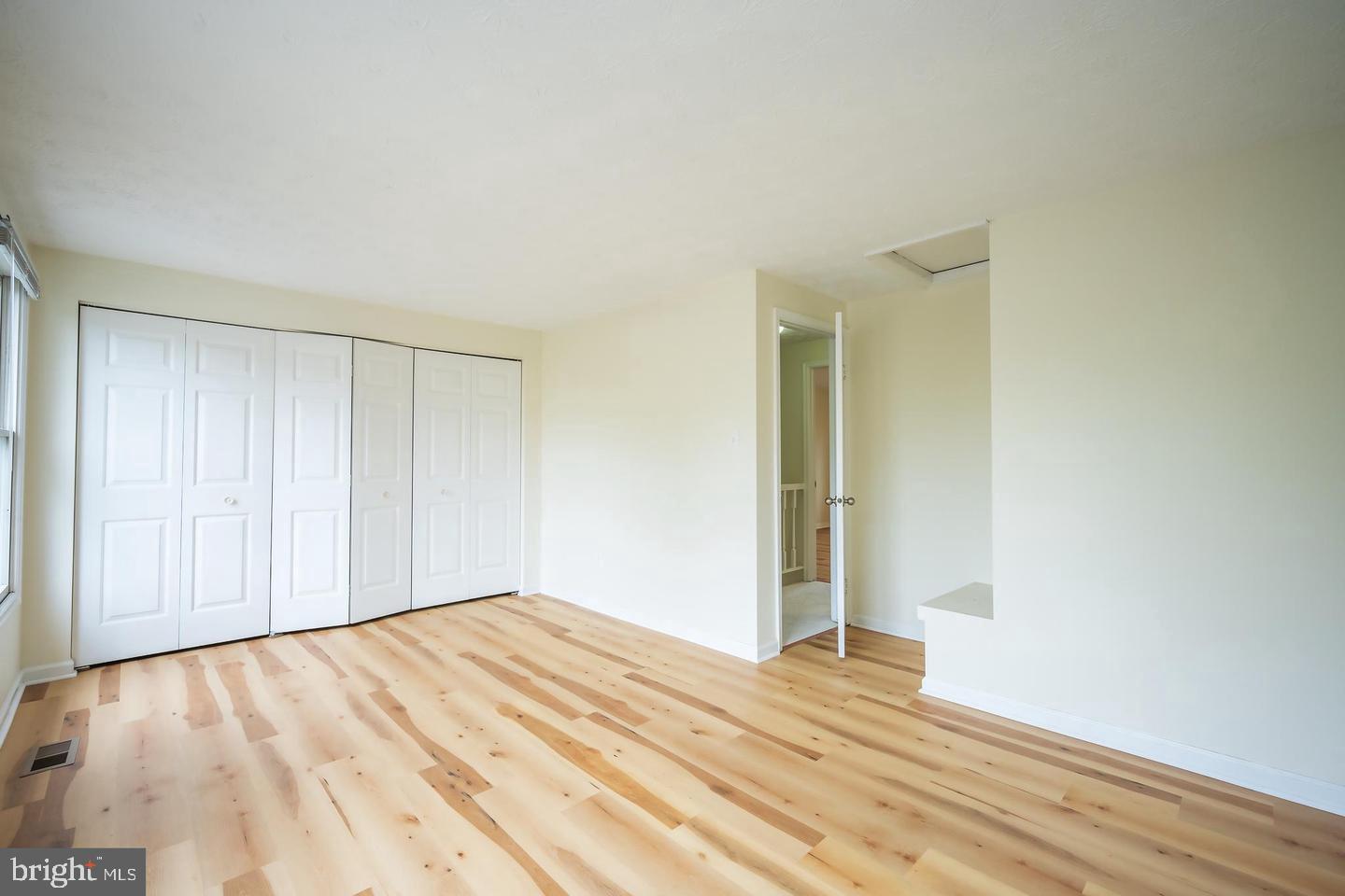 2025 North Glebe Road Arlington, VA 22207 - Photo 13 of 19 2nd Bedroom