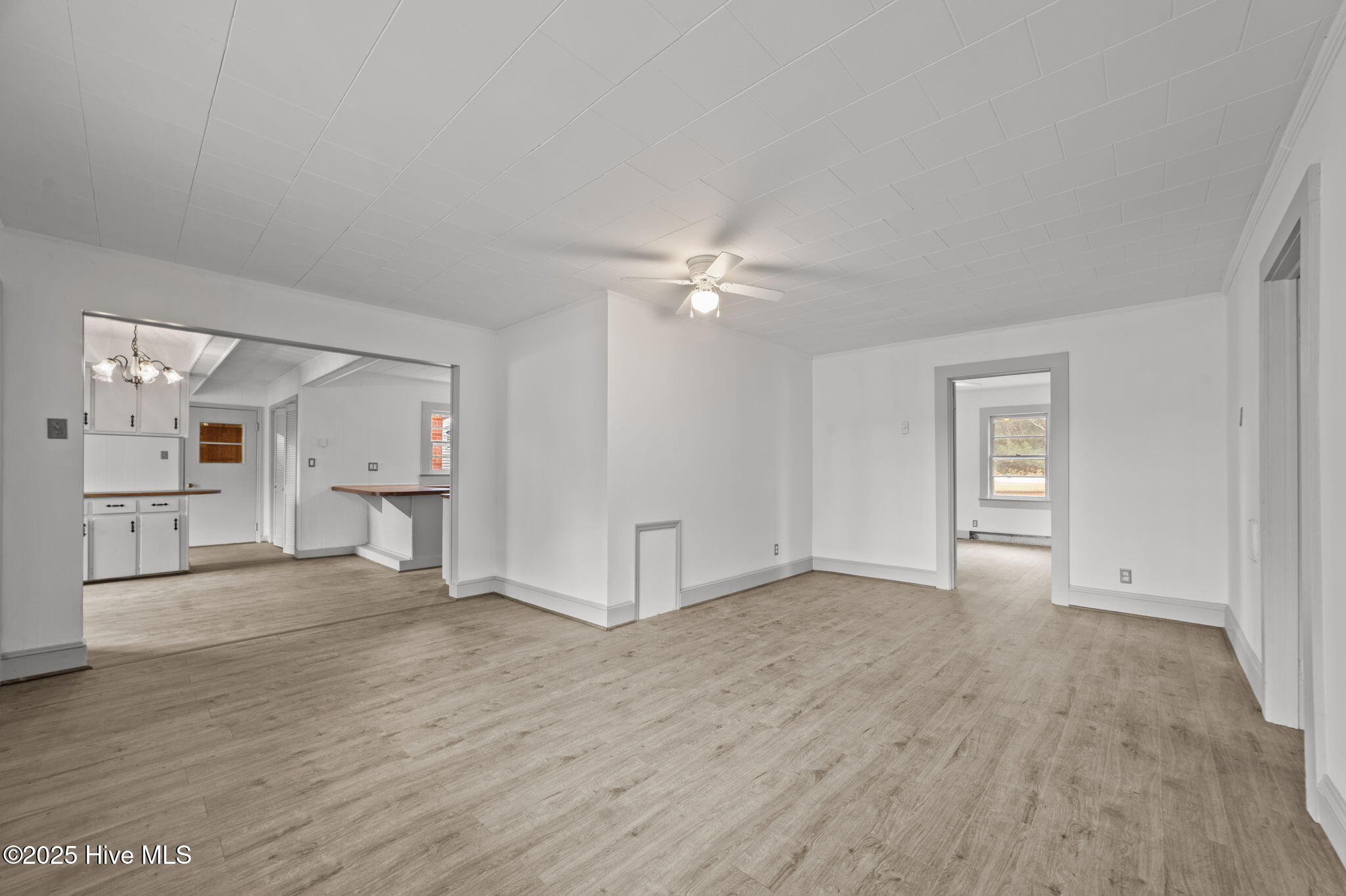 561 Godley Road Grimesland, NC 27837 - Photo 5 of 41 24-web-or-mls-LHV_4232