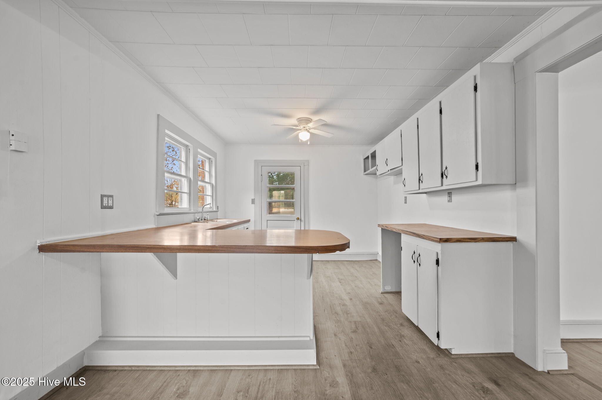 561 Godley Road Grimesland, NC 27837 - Photo 8 of 41 26-web-or-mls-LHV_4238