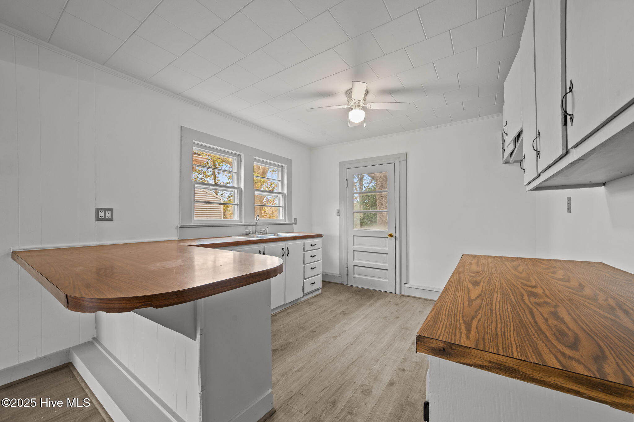 561 Godley Road Grimesland, NC 27837 - Photo 9 of 41 27-web-or-mls-LHV_4241