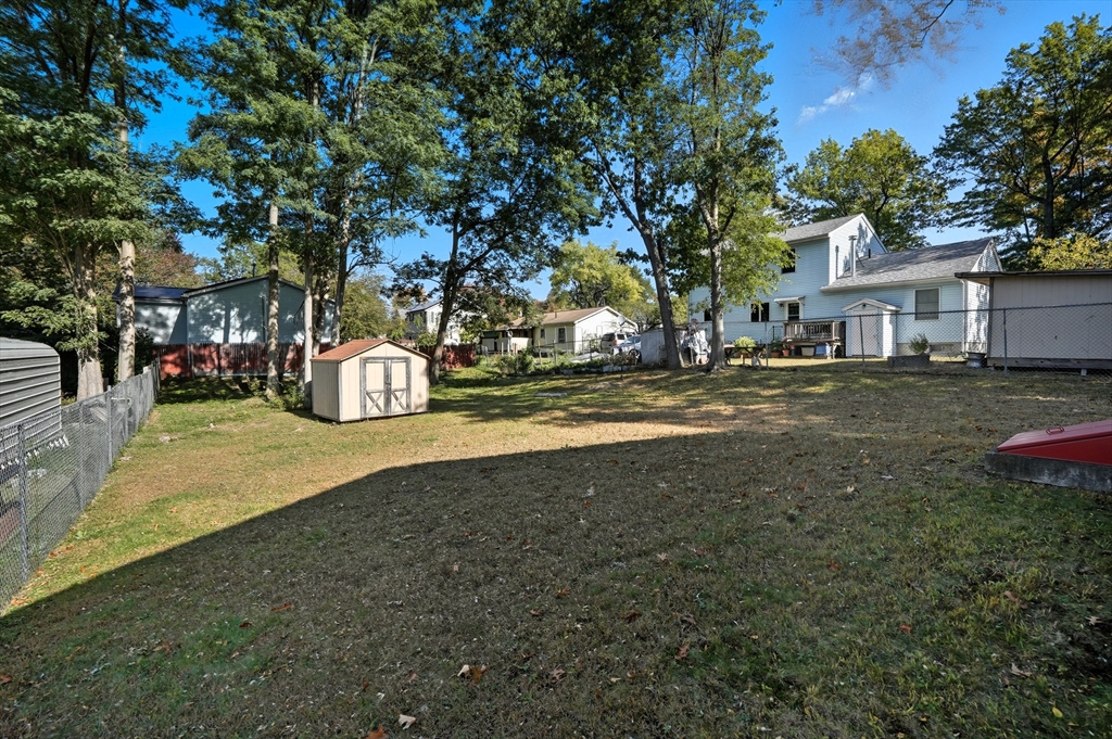 90 Lorenzo Street Springfield, MA 01109 - Photo 15 of 21 Gallery Image 15