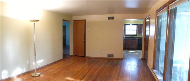 1332 North Elton Road Spokane Valley, WA 99212 - Photo 3 of 9 Gallery Image 3