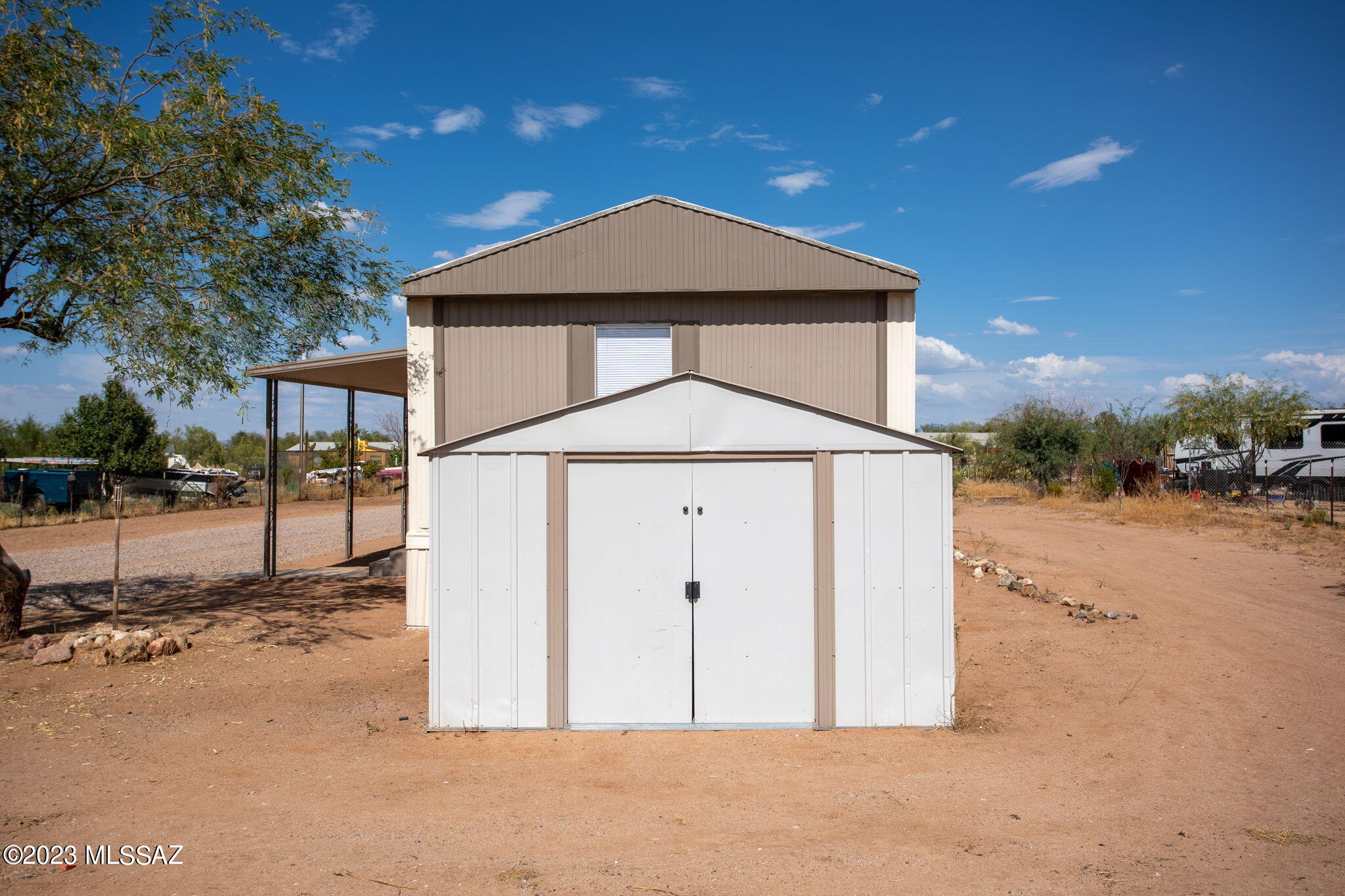 11865 North Derringer Road Marana, AZ 85653 - Photo 16 of 28 11865 N Derringer-shed