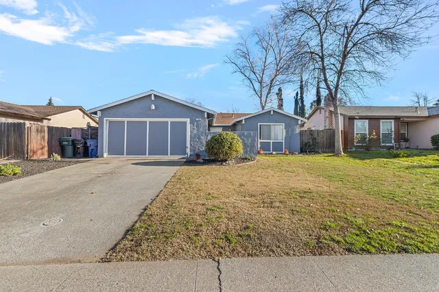 $470,000 | 7242 Aberfeldy Way, Sacramento, CA 95842