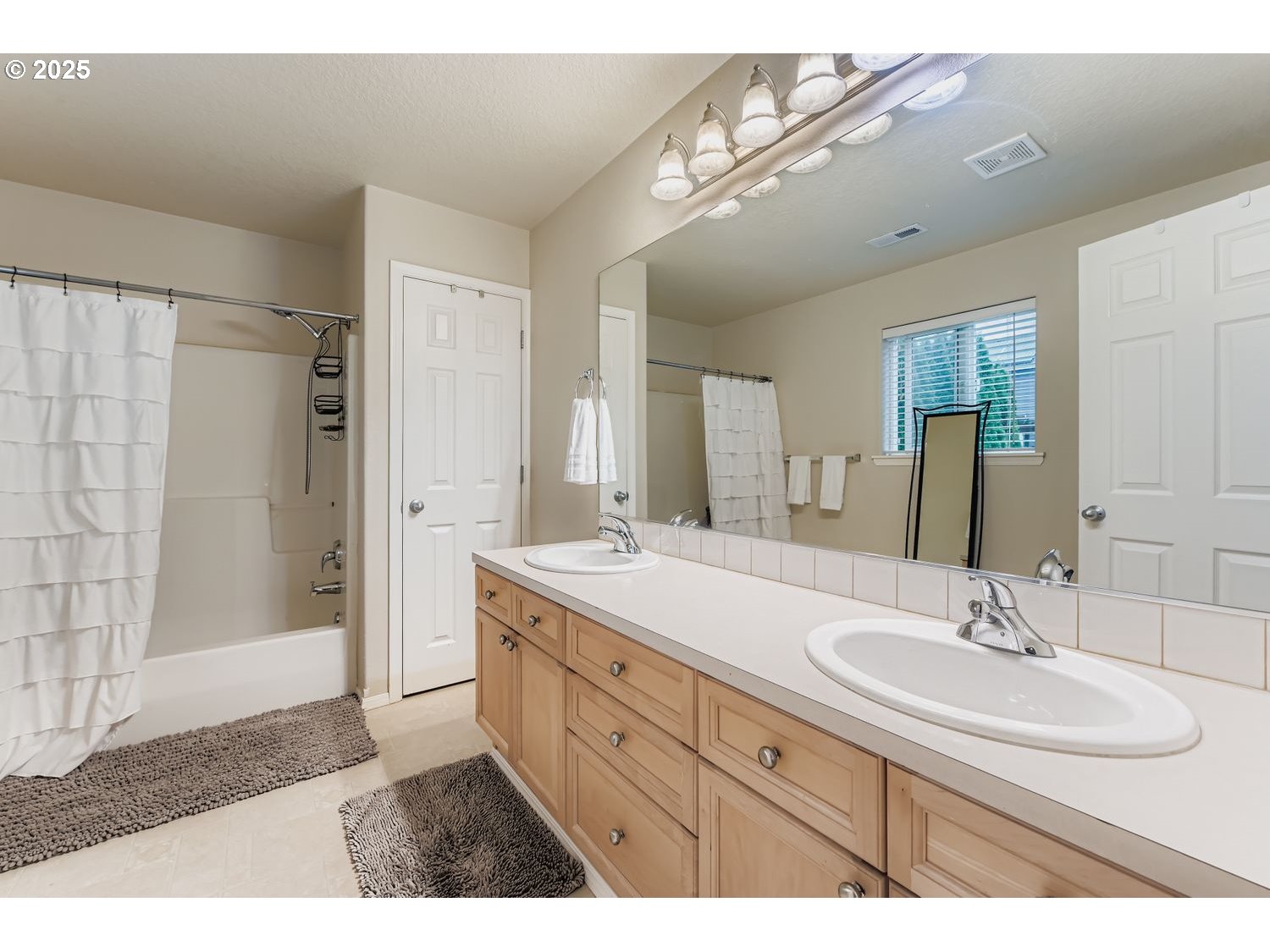 4671 Southeast 21st Terrace Gresham, OR 97080 - Photo 15 of 21