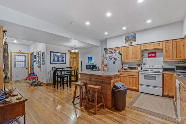 $1,600,000 | 302 Berger Street, Riggins, ID 83549