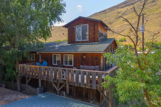 $1,600,000 | 302 Berger Street, Riggins, ID 83549