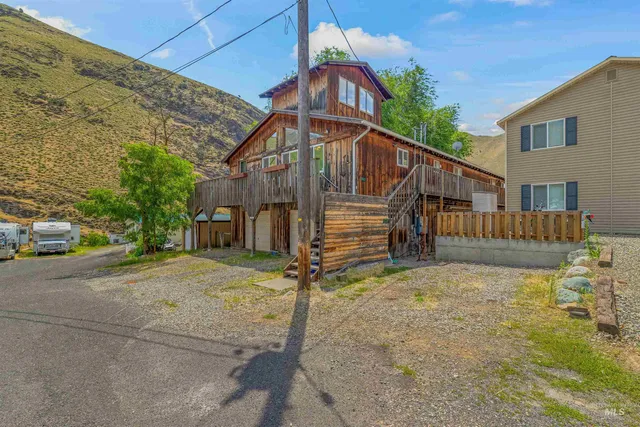 $1,600,000 | 302 Berger Street, Riggins, ID 83549