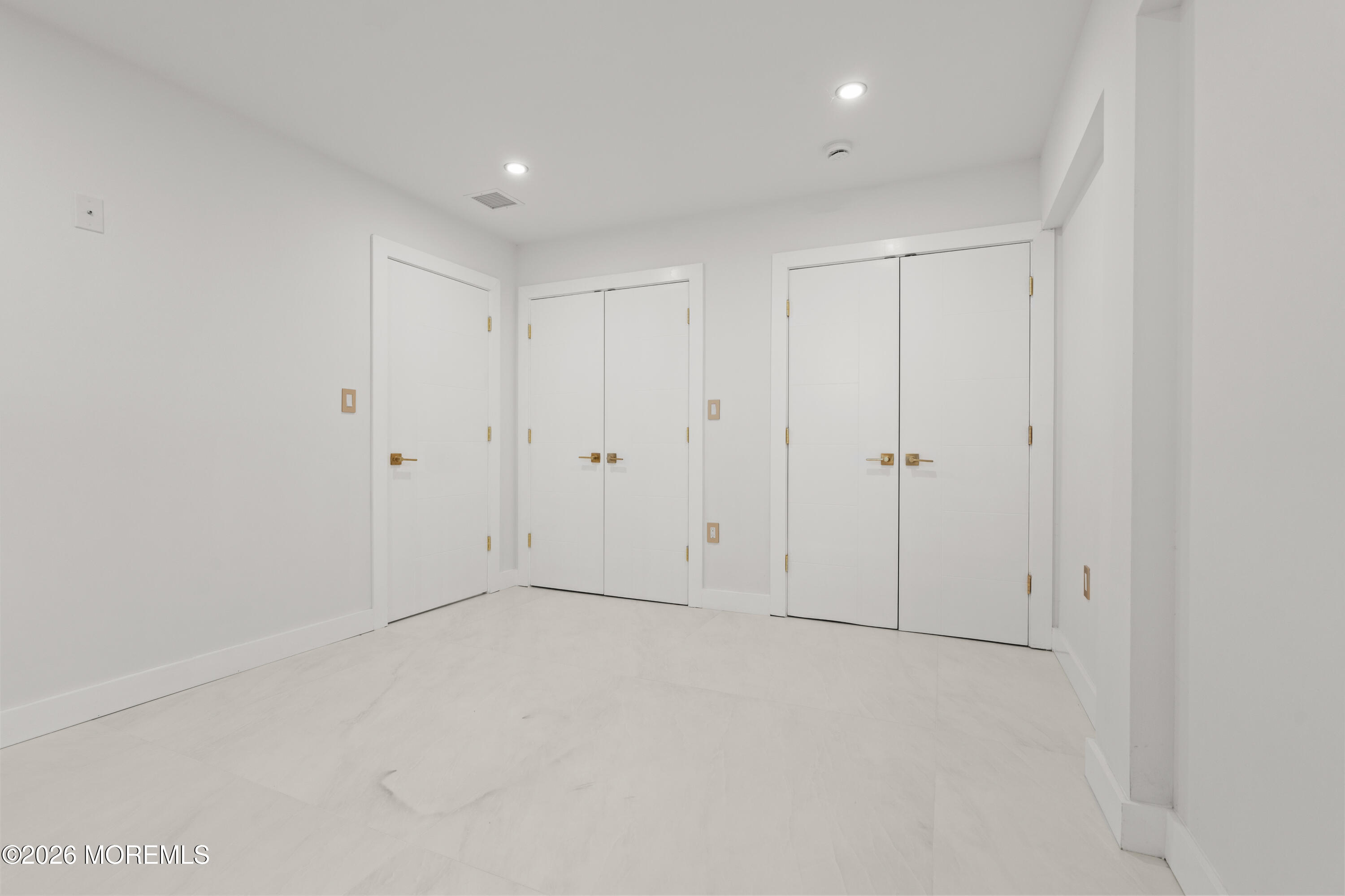 390 Monmouth Road West Long Branch, NJ 07764 - Photo 111 of 120 094