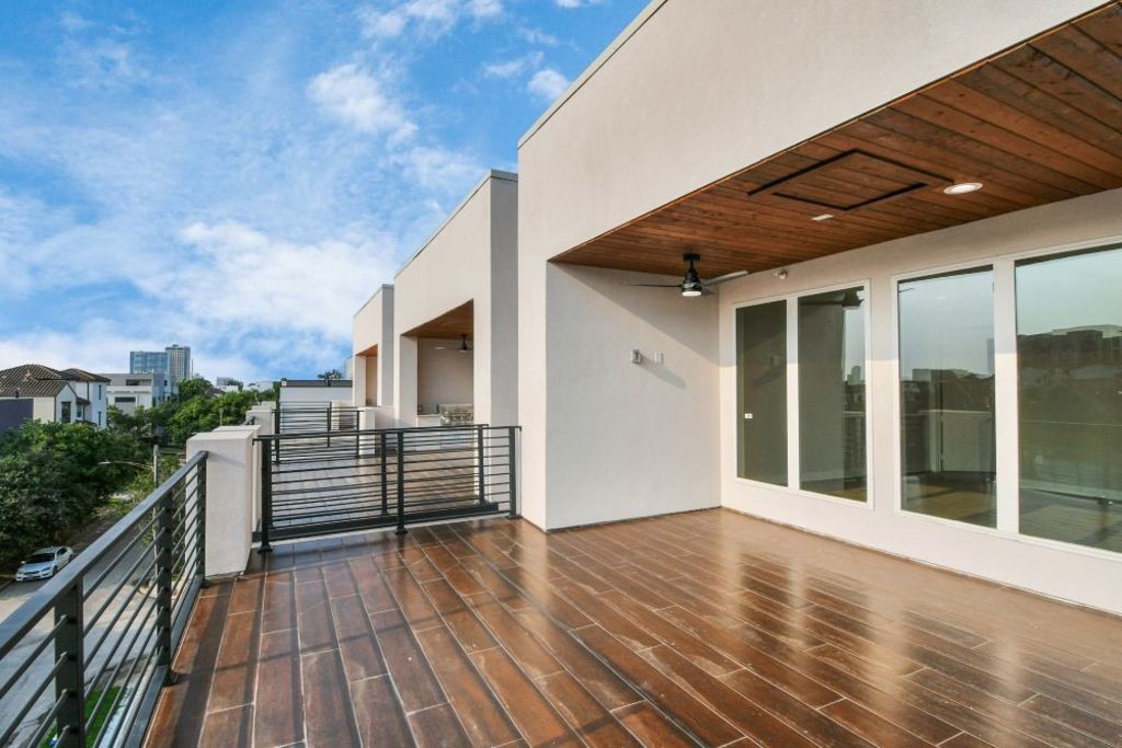 1320 Eberhard Street Houston, TX 77019 - Photo 43 of 45