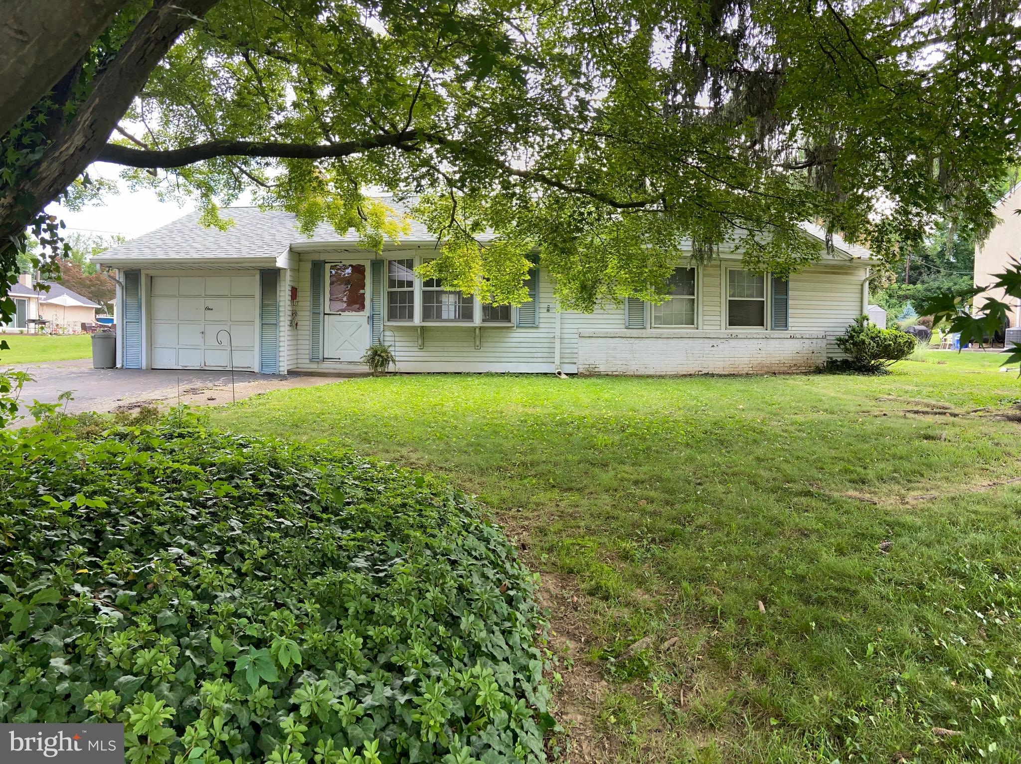 41 Laubert Road Conshohocken, PA 19428 - Photo 3 of 24 Gallery Image 3