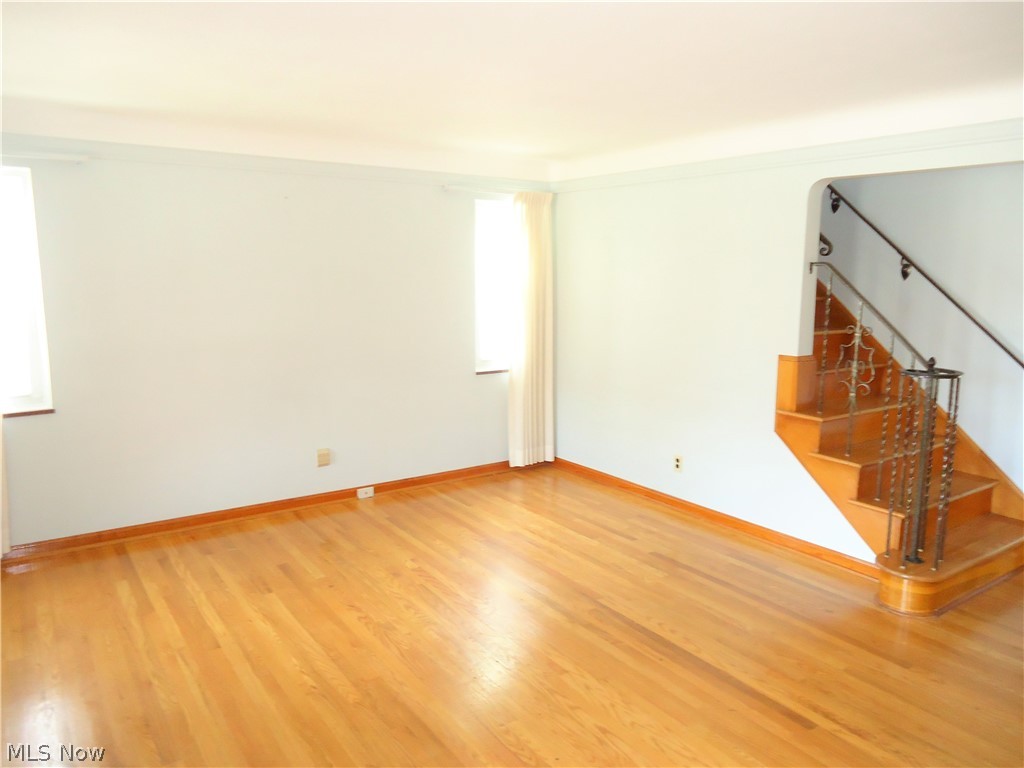 6711 Ackley Road Cleveland, OH 44129 - Photo 6 of 13 Gallery Image 6
