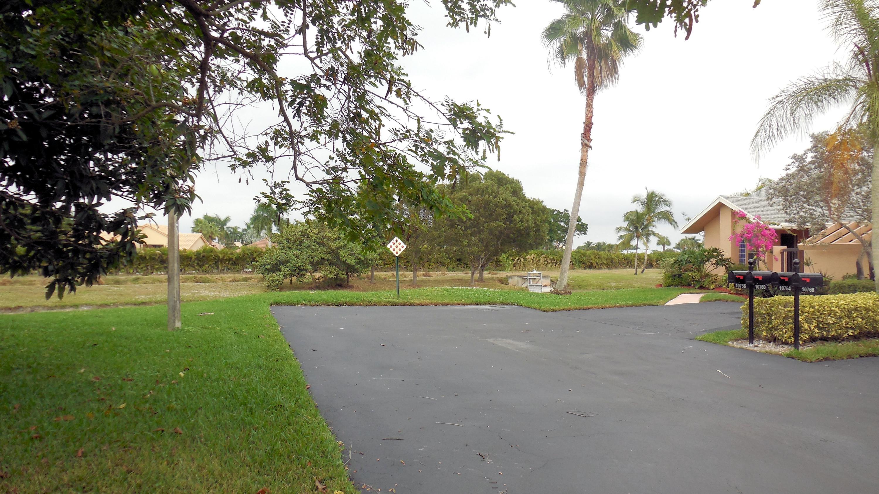 10756 Waterberry Drive Boca Raton, FL 33498 - Photo 5 of 46 DSCN8288