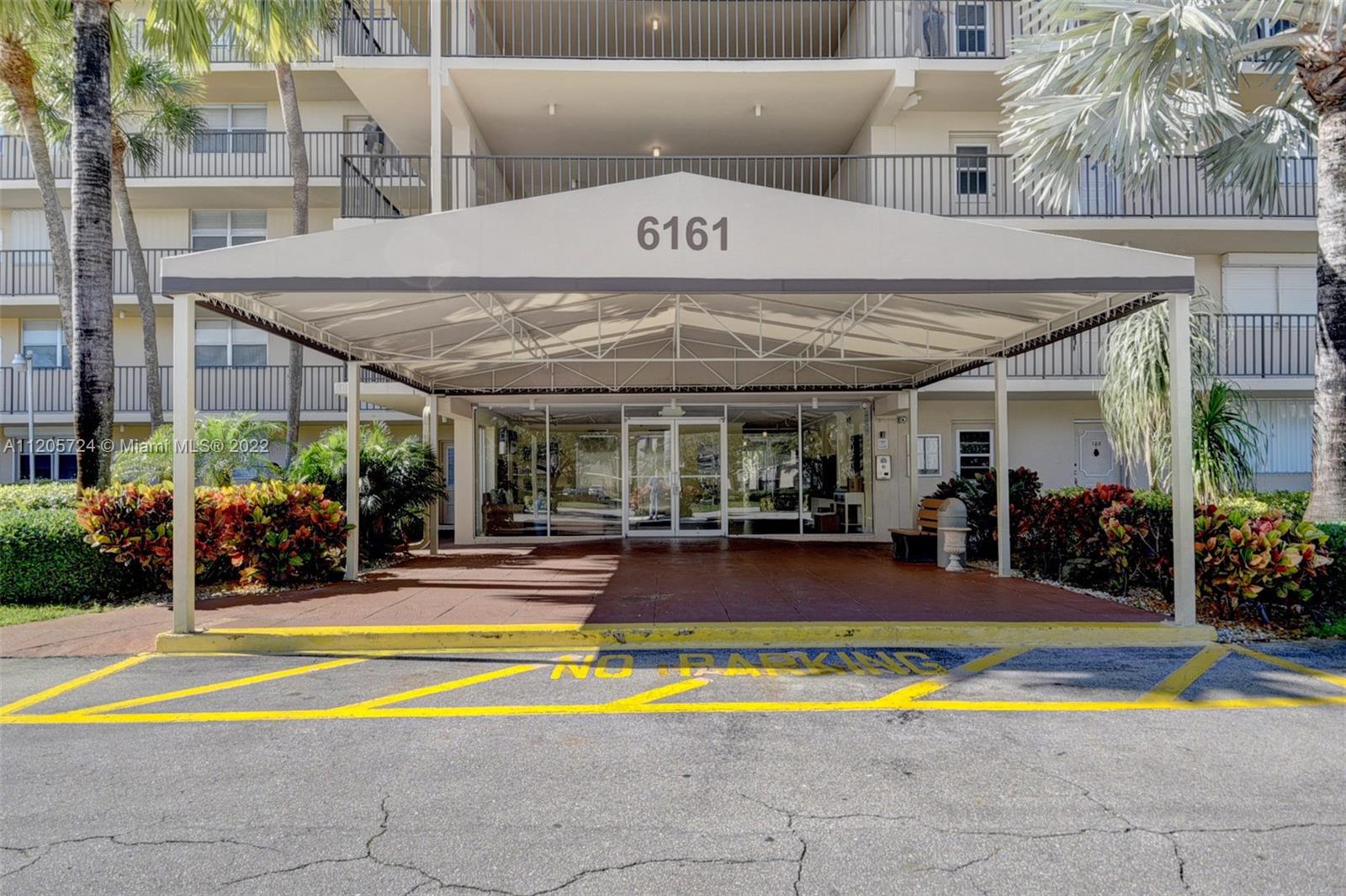 6161 Northwest 2nd Avenue, Unit 623 Boca Raton, FL 33487 - Photo 2 of 16 Gallery Image 2
